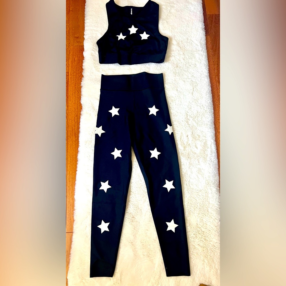 ULTRACOR Leggings and sports bra SET. Sz. Large (fits M-L)
